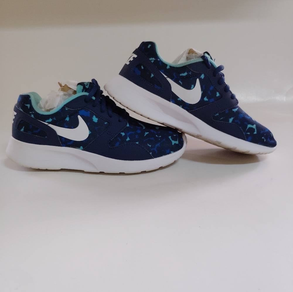 Nike Kids' Navy Blue Athletic Sneakers